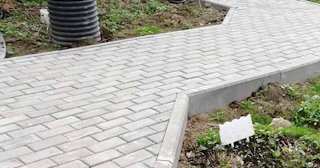 Профессиональная укладка брусчатки в Екатеринбурге в октябре
