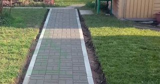 Укладка садовых дорожек в Екатеринбурге: стоимость от 922 руб. от ТротуарнаяПлитка