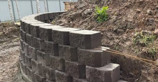 Установка подпорной стенки в Екатеринбурге в октябре