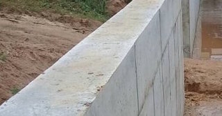 Строительство подпорной стенки из бетона в Екатеринбурге в октябре